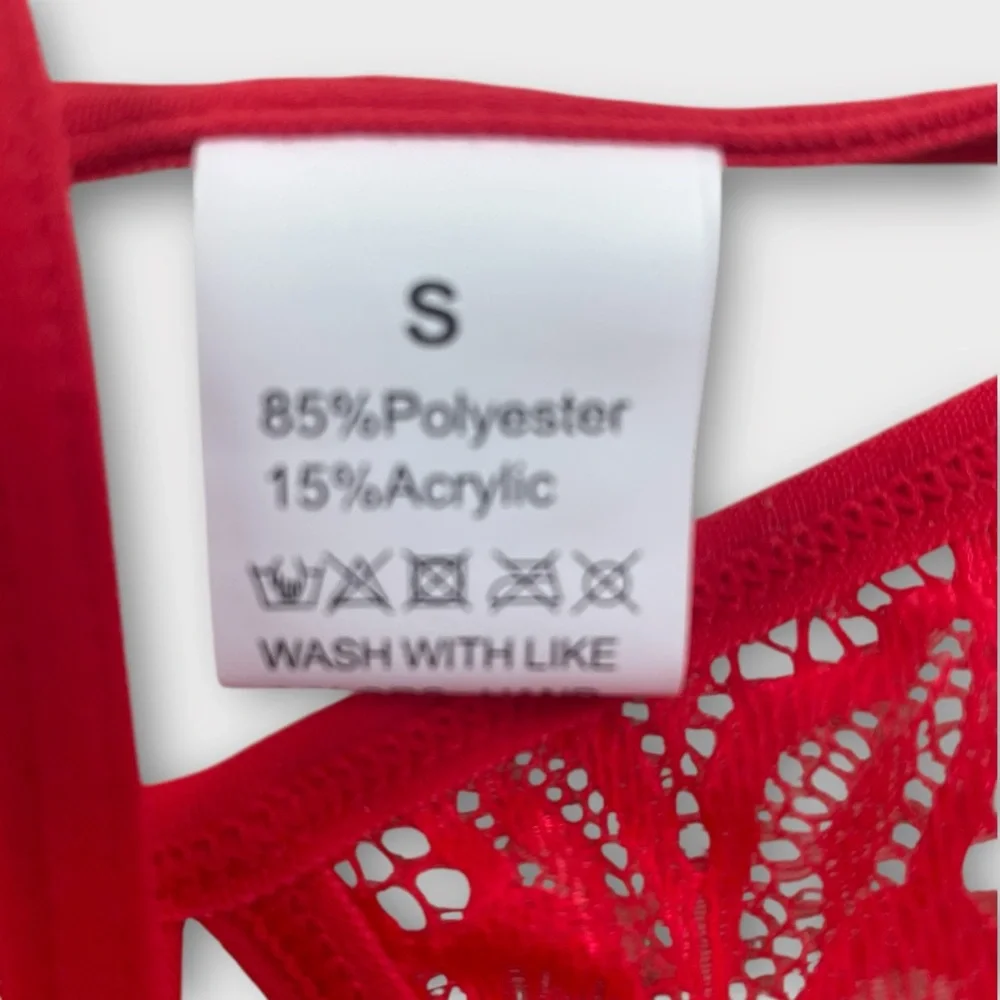 Red Lace Peekaboo Crotchless Lingerie Set Size Small - Picture 3 of 4